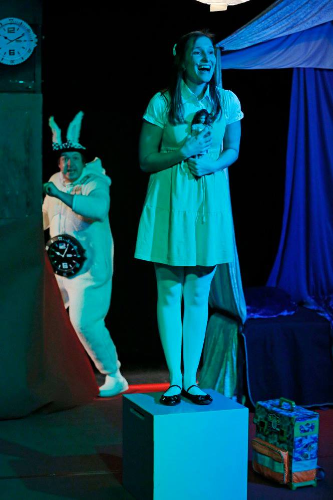 Alice-im-Wunderland.jpg